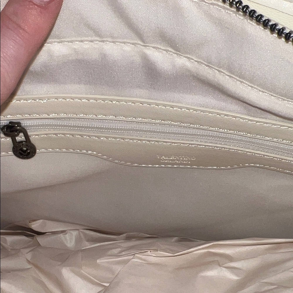 Valentino Orlandi Ivory Tote and Wallet Set - Picture 3 of 7